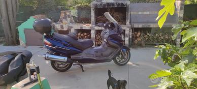 scooter Suzuki Burgman 
