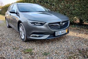 Opel Insignia 1.6 diesel 136cv