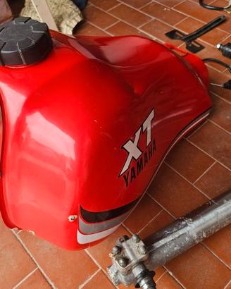 Tanica originale Yamaha XT 550 Rosso
