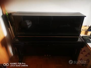pianoforte Yamaha U1