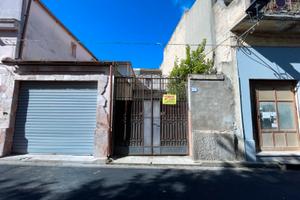 Casa indipendente da ristrutturare