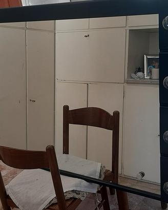 Specchio bagno illuminato vintage