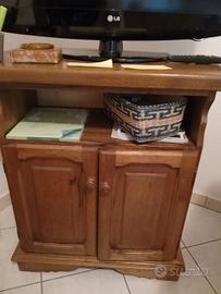 Mobile TV contenitore con ripiano orientabile 