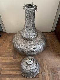 Lampadario  in metallo con finiture argento