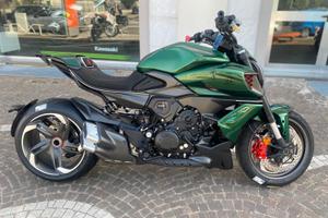 Ducati Diavel V4 for Bentley