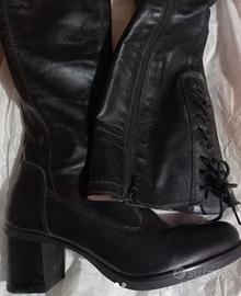 Stivali in vera pelle nero giardini n.35