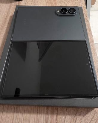 Samsung galaxy Z fold 8 512gb