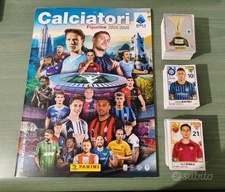 Set Quasi Completo Album Calciatori Panini 25/26
