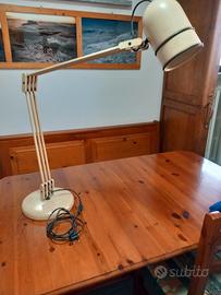Lampada da scrivania stile industriale 