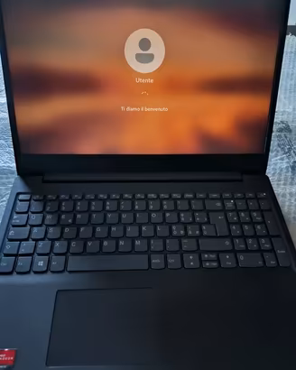 Lenovo Ideapad Ada Ryzen 3 12Gb/256Gb 15"6