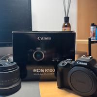 Canon R100 con obbiettivo 18/45