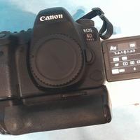 Canon EOS 6D Mark II+ grip comp+scatol ed access.
