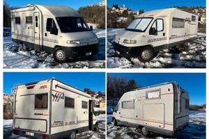 Camper semintegrale Arcadia 4.3 su Ducato