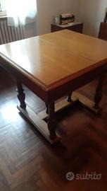 Tavolo noce quadrato '900