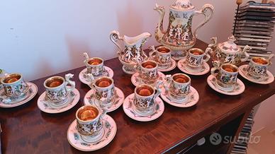 Set 12 tazzine più zuccheriera CAPODIMONTE