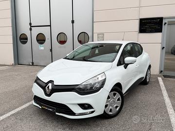 Renault Clio 1.2 75 CV 5 porte Duel