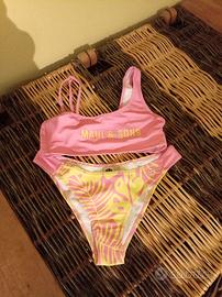 Intimo ragazza e abbigliamento bambino