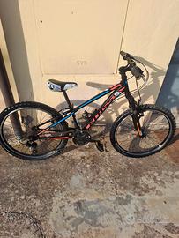 Bici Mountain bike