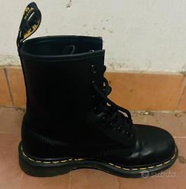 Scarpe Dr. Martens numero 37