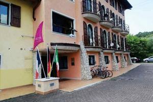Immobile in asta di 1630 m² con più di 5 locali e 