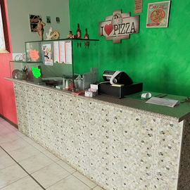 Gestore per pizzeria d'asporto