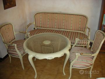 Salottino in stile ‘800