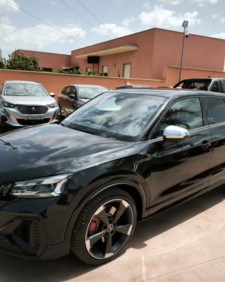 Audi Q2 SQ2 TFSI quattro S tronic sport attitude