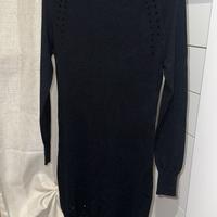 Abito in maglia con inserti in strass