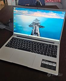 Computer portatile 15.6 pollici 