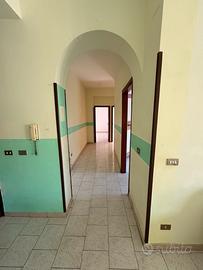 Ampio appartamento + terrazza