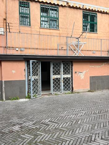 Pozzuoli via Oberdan, ufficio mq 60