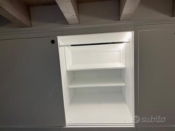 Armadio per sotto tetto
