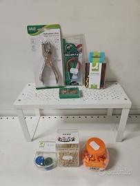 Set cancelleria: perforatore, puntine, calamite...