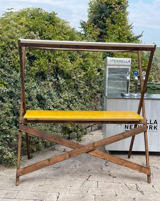 Stand in legno