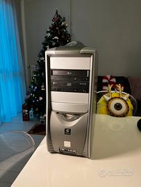 Pc fisso+monitor “il vintage non si batte”