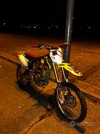 Suzuki rmz 250