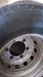 Gomme 225/75 r16