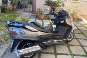 SUZUKI BURGMAN 400 – 2011 – 40.000 km