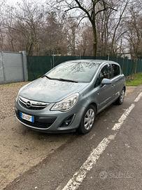 Opel corsa 1.2 gpl