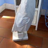 Scultura in marmo bianco di Carrara