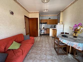 3 LOCALI A REALMONTE