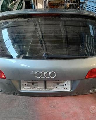 AUDI Q7 PORTELLONE POSTERIORE ANNO 2005