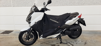 Yamaha x-max 250