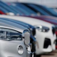 Venditore esperto auto - moto