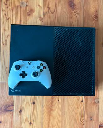 Xbox One 500 Gb con giochi