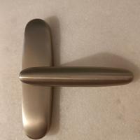 MANIGLIE PER FINESTRE CREMONESE VALLI&VALLI PRUNUS