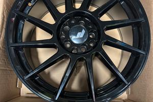 Cerchi jr22 r17