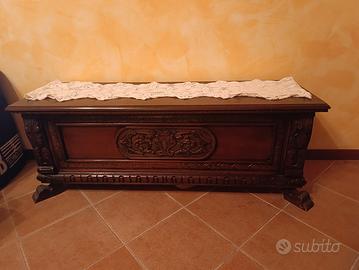 cassapanca vintage e settimanale