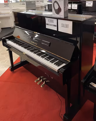 PIANOFORTE VERTICALE YAMAHA U1H NERO + KIT SILENT