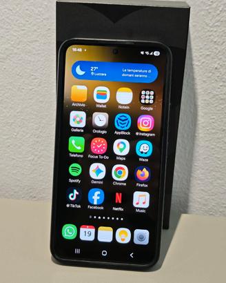 Samsung Galaxy S22 128GB Nero (+ Scatola e Cover)